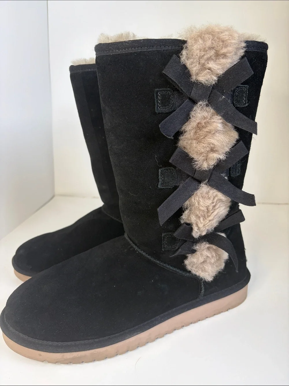 Koolaburra by Ugg Victoria Tall Black Suede Boots w/ Bow Accent Womens size 9